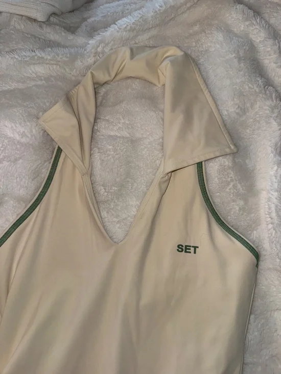 SET Active Dress - Picture 3 of 6